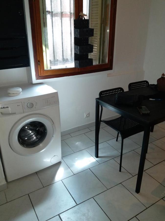 Soappartement ลาแซน-ซูร์-แมร์ ภายนอก รูปภาพ